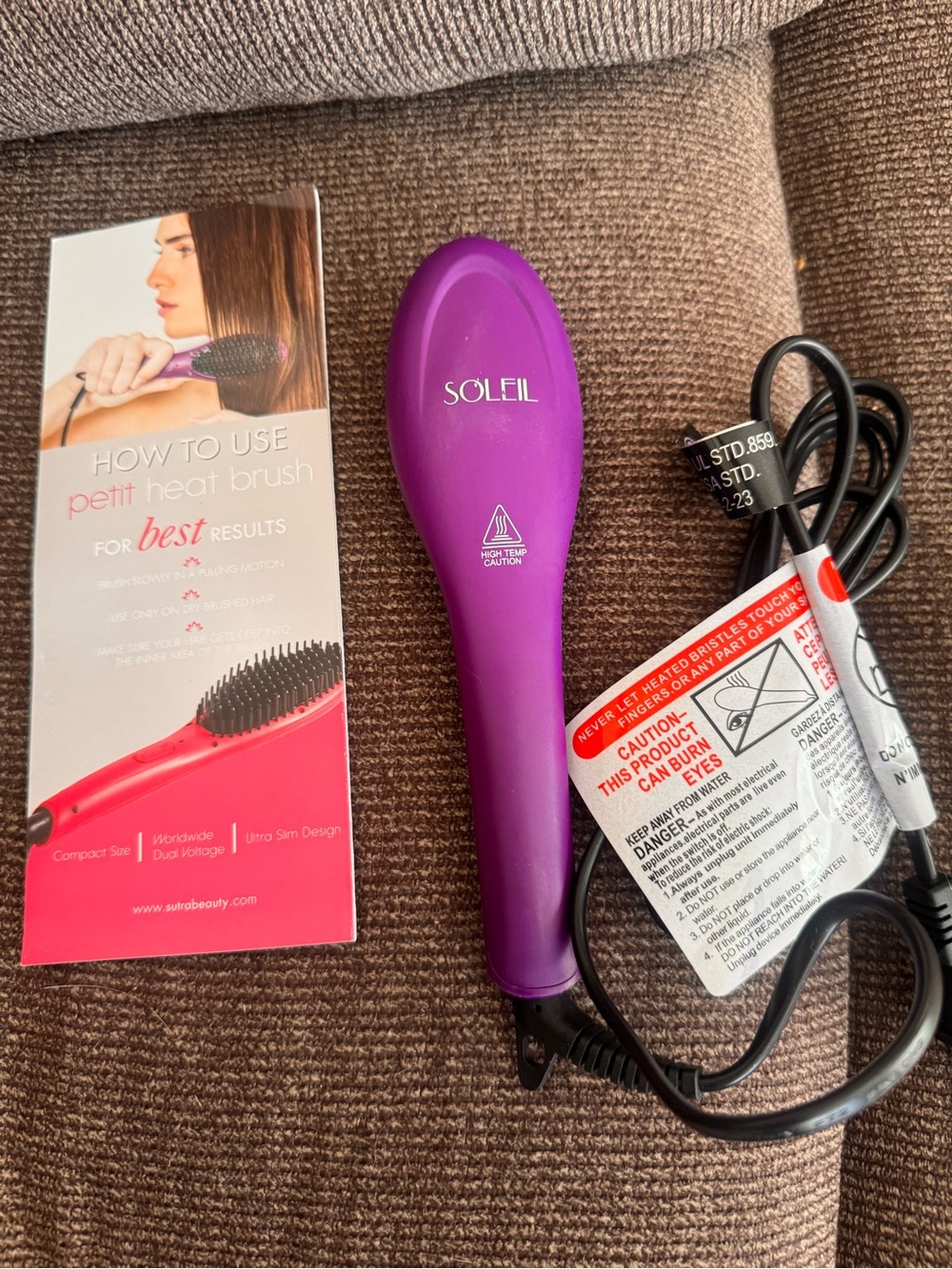 Soleil mini travel heat straightening heat brush